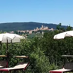 شقة Castello Di Fulignano Isalfredo Ground Floor *