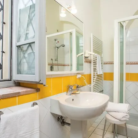 Apartamento Castello Di Fulignano Isalfredo Ground Floor *
