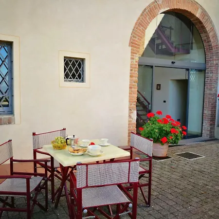 Castello Di Fulignano Isalfredo Ground Floor Apartamento